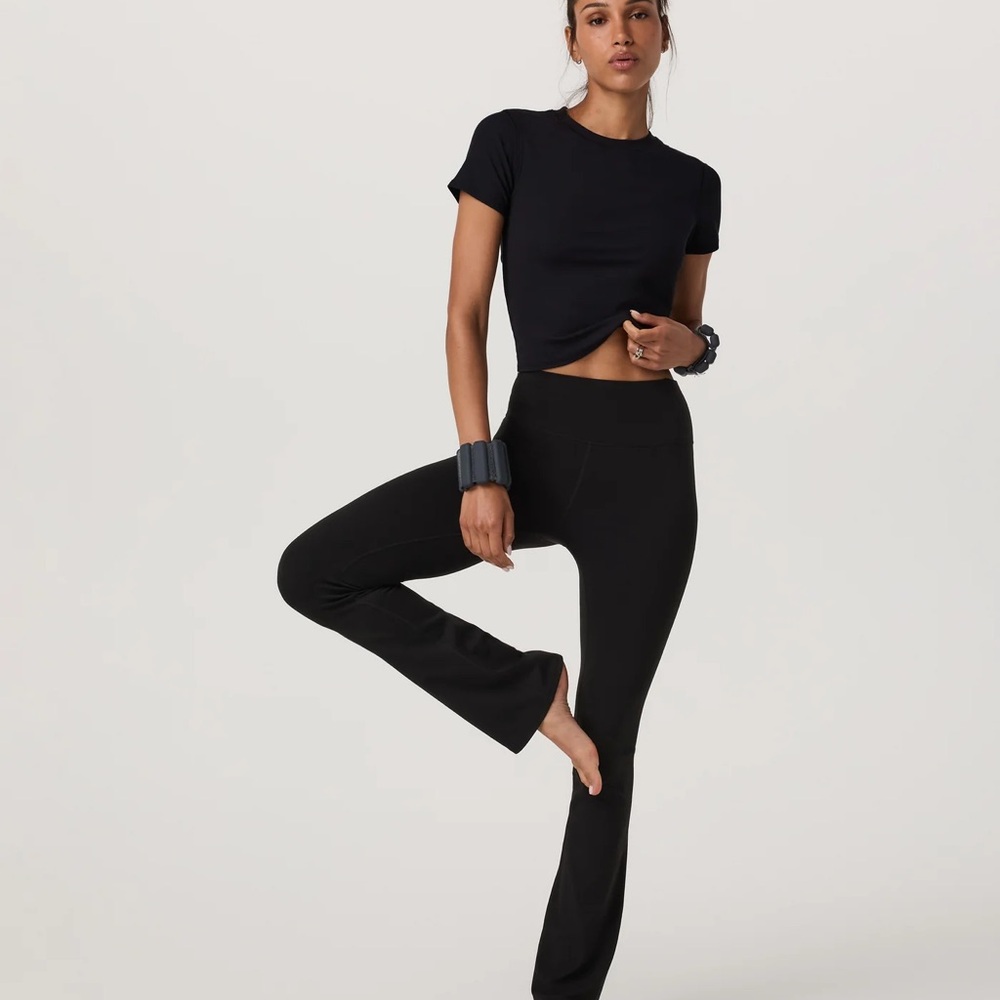 Vuori Pose Tee Small - Picture 4 of 9